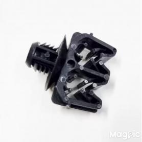 Скоба двухместная крепления трубок для Lada Vesta, XRAY, Largus (оригинал)7703179007