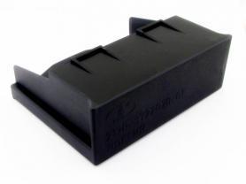 Крышка монтажного блока (блока предохранителей) 