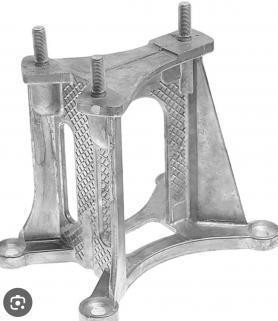 Кронштейн Запасного колеса на литые диски RS нового образца,  Al 2123-Niva Chevrolet.