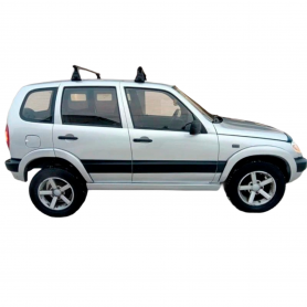 Молдинги дверей, старого образца 2123-Niva Chevrolet до 2009 г. в. Оригинал.