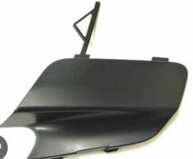 Заглушка буксировочного троса на бампере 2180 Веста SW CROSS 8450031005. Оригинал.